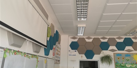 Powiększ grafikę: Sala lekcyjna