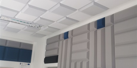 Powiększ grafikę: Sala lekcyjna